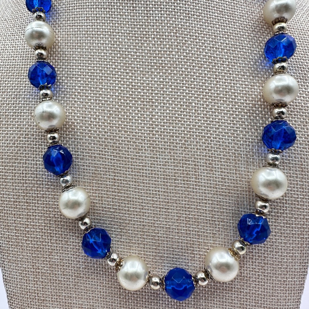 Vintage 90s Silver Tone Faux Pearl Beaded Necklace Y2K Women's Jewelry
